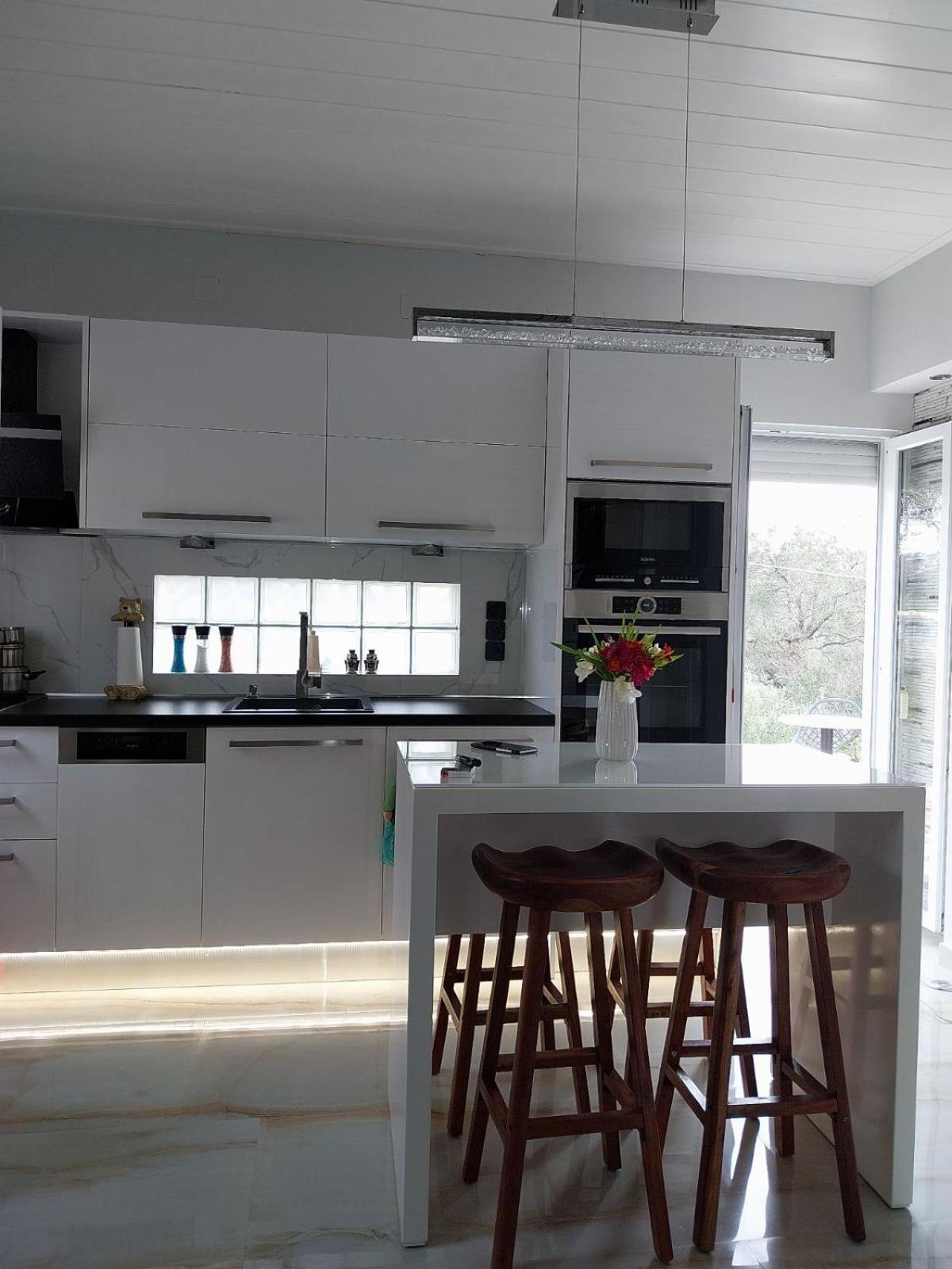 Villa Apervill Luxury House *